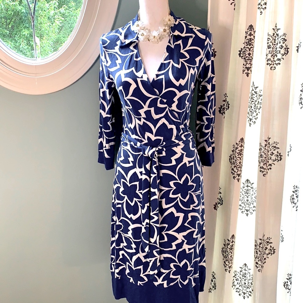 Boden Flowered Wrap Dress Size 8